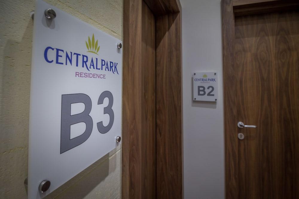 Central Park Residence Belgrado Esterno foto